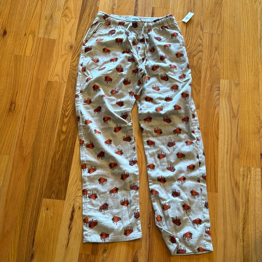 Old Navy pajamas size S NWT drawstring pockets nosmoking no holes Buffalo print